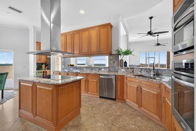 LUXURY PENTHOUSE WITH PRIVATE BOAT SLIP, OVER 1,000 SQFT TERRACE