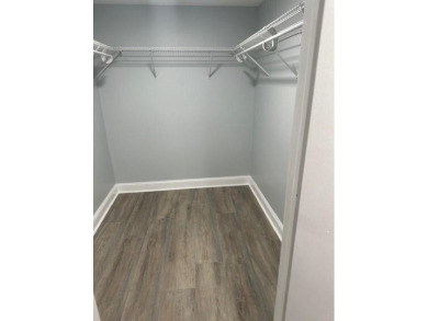 !! FANTASTIC LOCATION. ** condo in the heart of Coral Springs