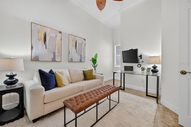 LUXURY PENTHOUSE WITH PRIVATE BOAT SLIP, OVER 1,000 SQFT TERRACE