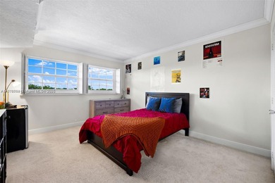 Stunning and bright 3BR/2BA condo with spacious rooms and