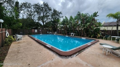 Welcome to the beautiful canopied neighborhood of Quail Ridge!