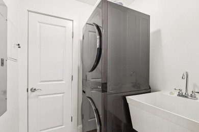 0.1 mi to Lake Club o Oconee Golf Course views o Golf membership