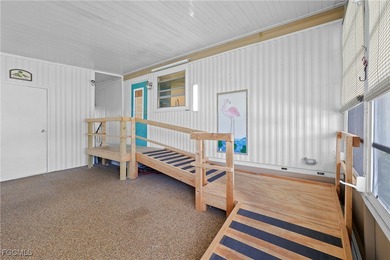 A BEAUTIFUL LAKE FRONT 2-BED, 2-BATH HOME IN 55+ LAKE ARROWHEAD