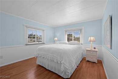 A BEAUTIFUL LAKE FRONT 2-BED, 2-BATH HOME IN 55+ LAKE ARROWHEAD