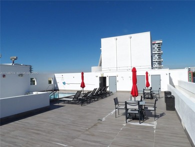 CORNER UNIT, BEAUTIFUL CONDO, OPEN BALCONY, KITCHEN WITH GRANITE