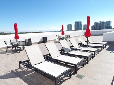 CORNER UNIT, BEAUTIFUL CONDO, OPEN BALCONY, KITCHEN WITH GRANITE