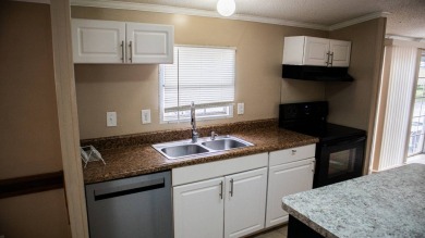 Welcome to your next chapter in Parkwood Family Community