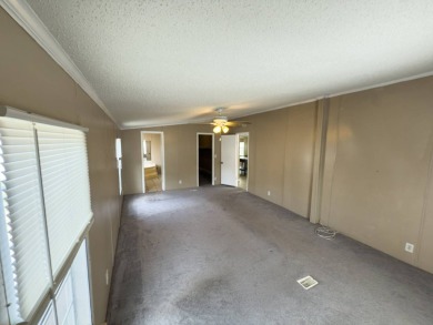 Welcome to your next chapter in Parkwood Family Community