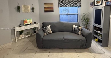 Highly desirable Chapel Trail community in West Pembroke Pines!