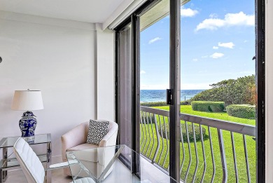 This sophisticated 2,600+ SF residence at Sloan's Curve offers