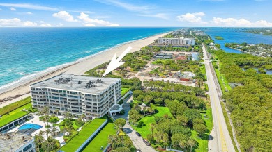 This sophisticated 2,600+ SF residence at Sloan's Curve offers