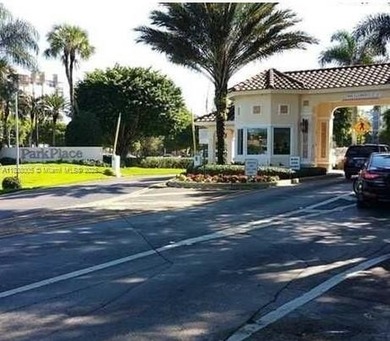 Nice complex to enjoy. Gated building. Climatized swimming pools