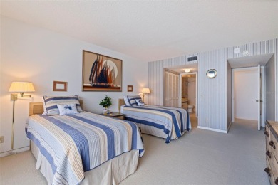 UNOBSTRUCTED VIEWS OF TAMPA BAY & THE SKYWAY BRIDGE from every