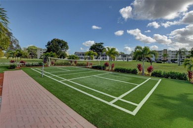 RENOVATED, A GREAT DEAL! 2ND FLOOR UNIT WITH MAGNIFICENT LAKE