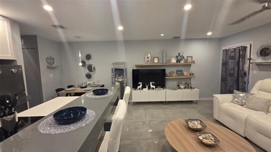 ABsolutely gorgeous 1 bedroom 1 bath in a veyr beautiful and