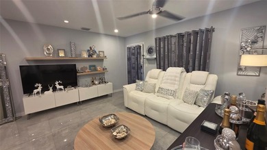 ABsolutely gorgeous 1 bedroom 1 bath in a veyr beautiful and