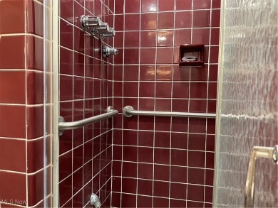 IMMEDIATE OCCUPANY - Welcome home to this spacious two bedroom