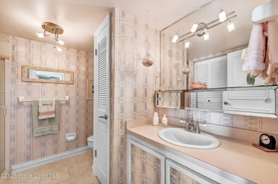 Welcome to your TURNKEY beachside slice of paradise! Lovely 2