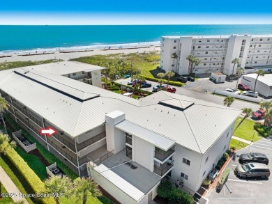 Welcome to your TURNKEY beachside slice of paradise! Lovely 2