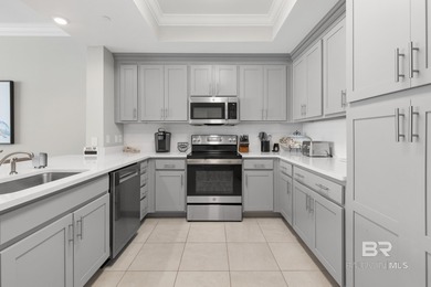 Top-floor, Penthouse-level 3BR/3BA condo in Phoenix Gulf Towers