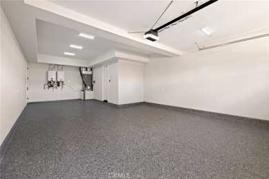 This newly constructed masterpiece in Manhattan Beach offers 6