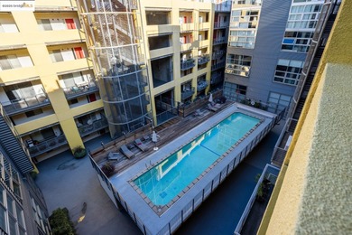 Luxury view loft condo, 8th floor, southern water views