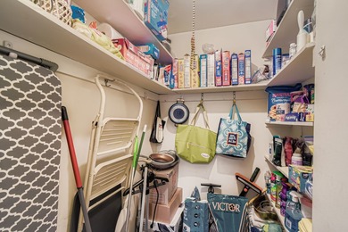 Winston Towers Condo for Sale! VERY MOTIVATED SELLER! Large