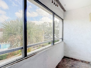 Welcome to your 2 bedroom 2 bath 955 sq ft, dream condo