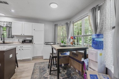 Charming Woodville Retreat - Just South of Tallahassee Tucked