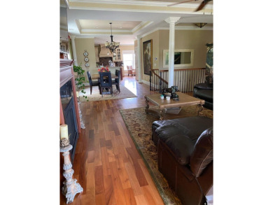 Beautifully finished Charleston Style house custom built by the