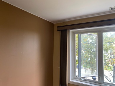 Beautiful 2BR/2BA Condo in Desirable Washington Courte!  Bright