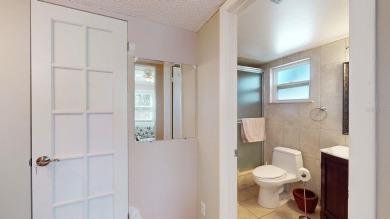 BEAUTIFULLY RENOVATED 2-BEDROOM CONDO NEAR CLEARWATER BEACH