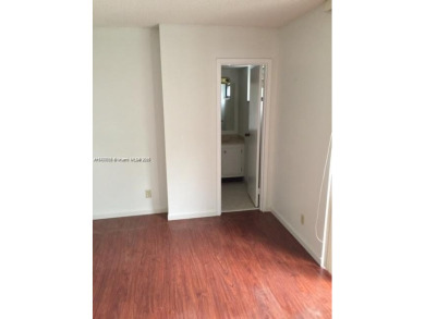AMAZING INVESTORS OPPORTUNITY TO PURCHASE THIS 2 BED 2 BATH