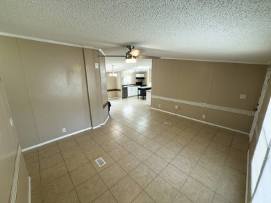 Welcome to your next chapter in Parkwood Family Community