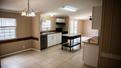 Welcome to your next chapter in Parkwood Family Community