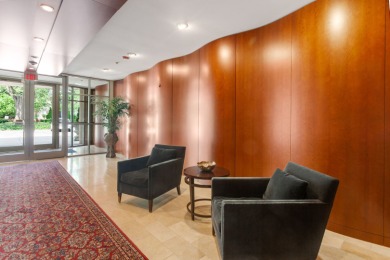 Downtown Naperville luxury living at its best! This stunning 2