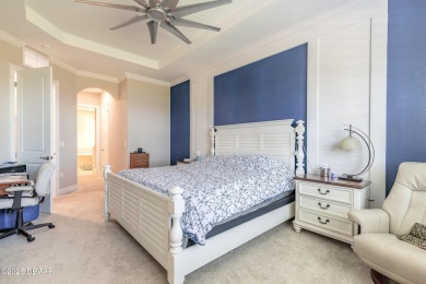 Live permanently in paradise in this stunning Intracoastal