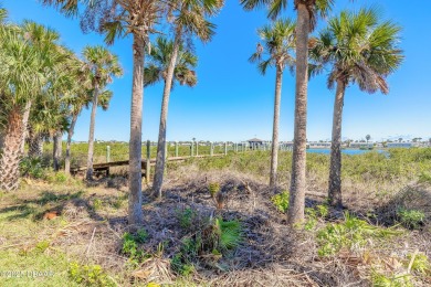 Live permanently in paradise in this stunning Intracoastal