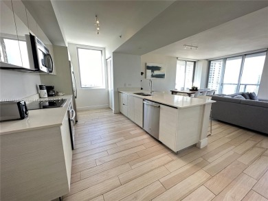 WATERFRONT CONDO -  & SHORT-TERM RENTAL. 3-bedroom, 3-bathroom