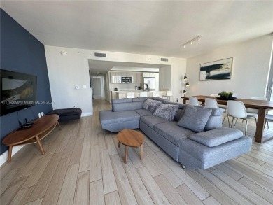 WATERFRONT CONDO -  & SHORT-TERM RENTAL. 3-bedroom, 3-bathroom