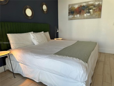 WATERFRONT CONDO -  & SHORT-TERM RENTAL. 3-bedroom, 3-bathroom