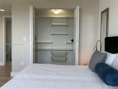 WATERFRONT CONDO -  & SHORT-TERM RENTAL. 3-bedroom, 3-bathroom