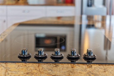 Imagine living next door to world-famous Boca Grande -- but for