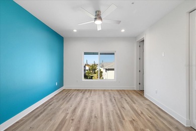 Welcome to Azul Townhomes in Madeira Beach. This spacious 5