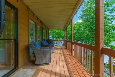 LARGE two bedroom condo that easily sleeps a big family. BIG and