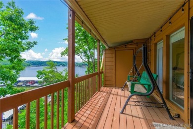 LARGE two bedroom condo that easily sleeps a big family. BIG and