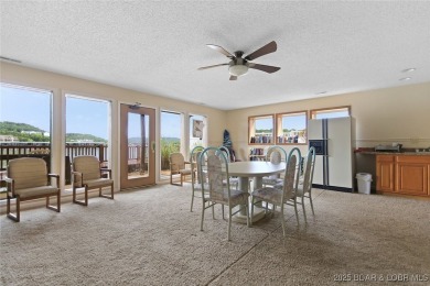 LARGE two bedroom condo that easily sleeps a big family. BIG and