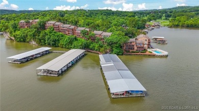 LARGE two bedroom condo that easily sleeps a big family. BIG and