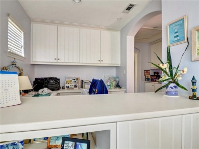 Large beautifully interior location in sought after south