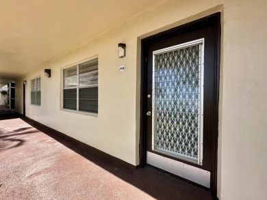 55+ Beautiful Updated First Floor Corner Condo in Kings Point